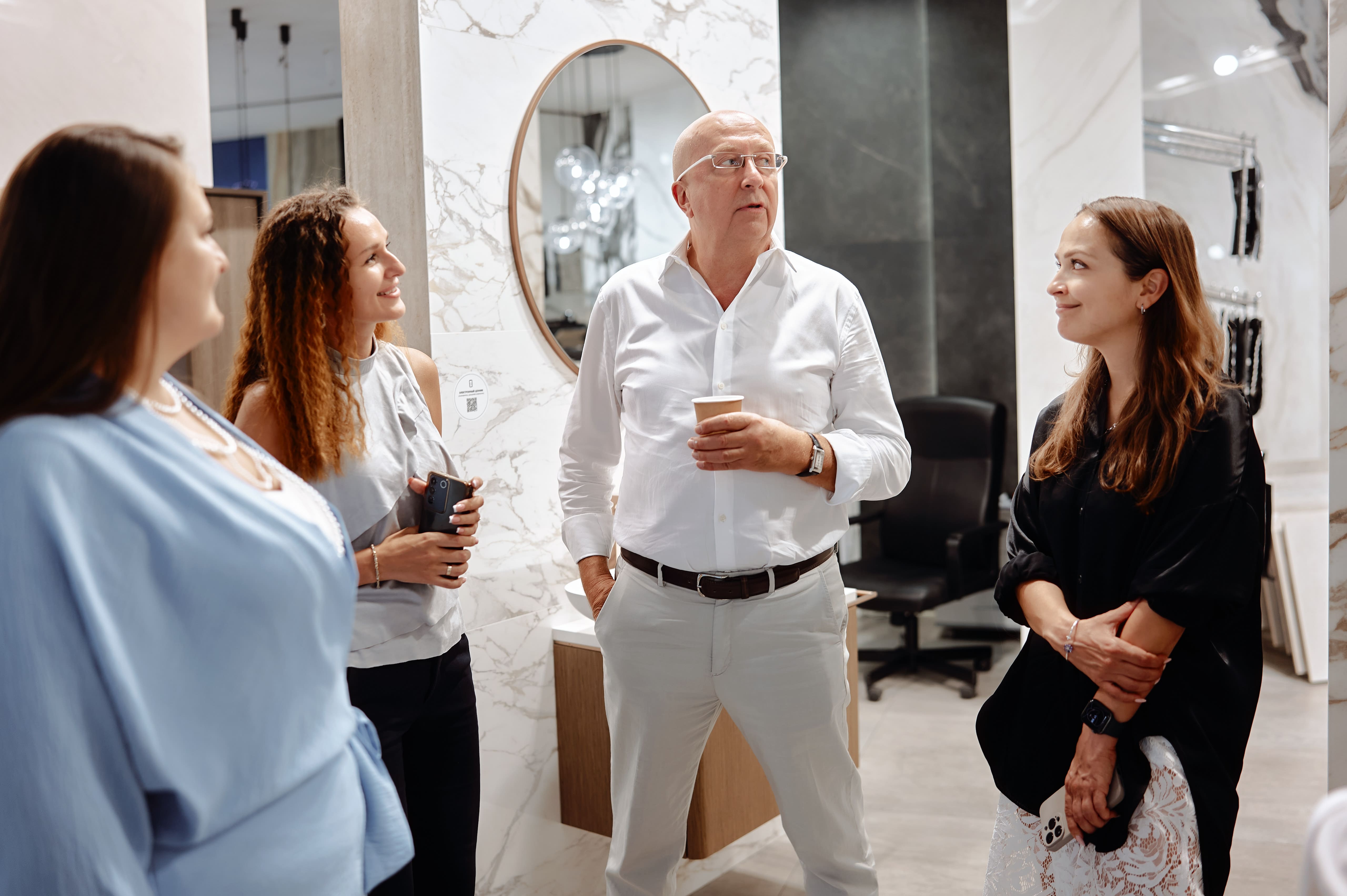 Вечеринка для друзей и партнеров Zodiac