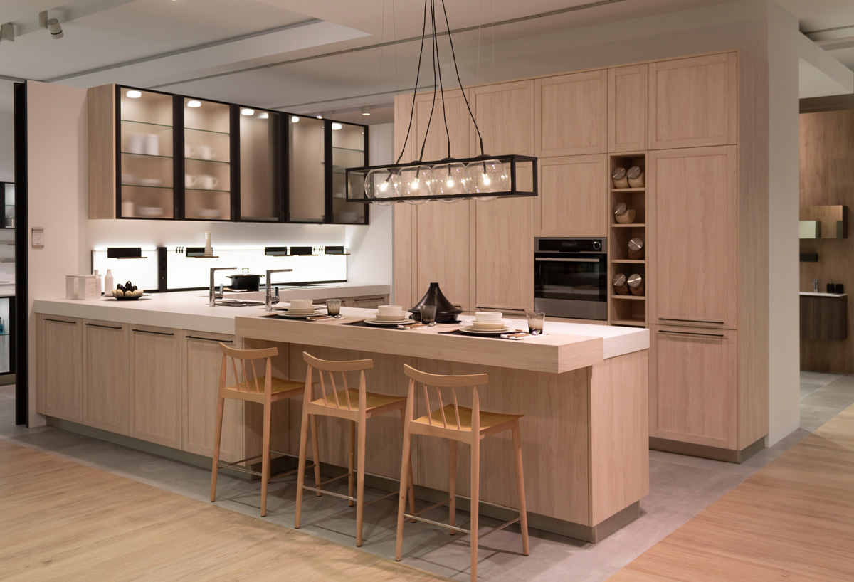 100+ фото идей дизайна кухни совмещенной с гостиной