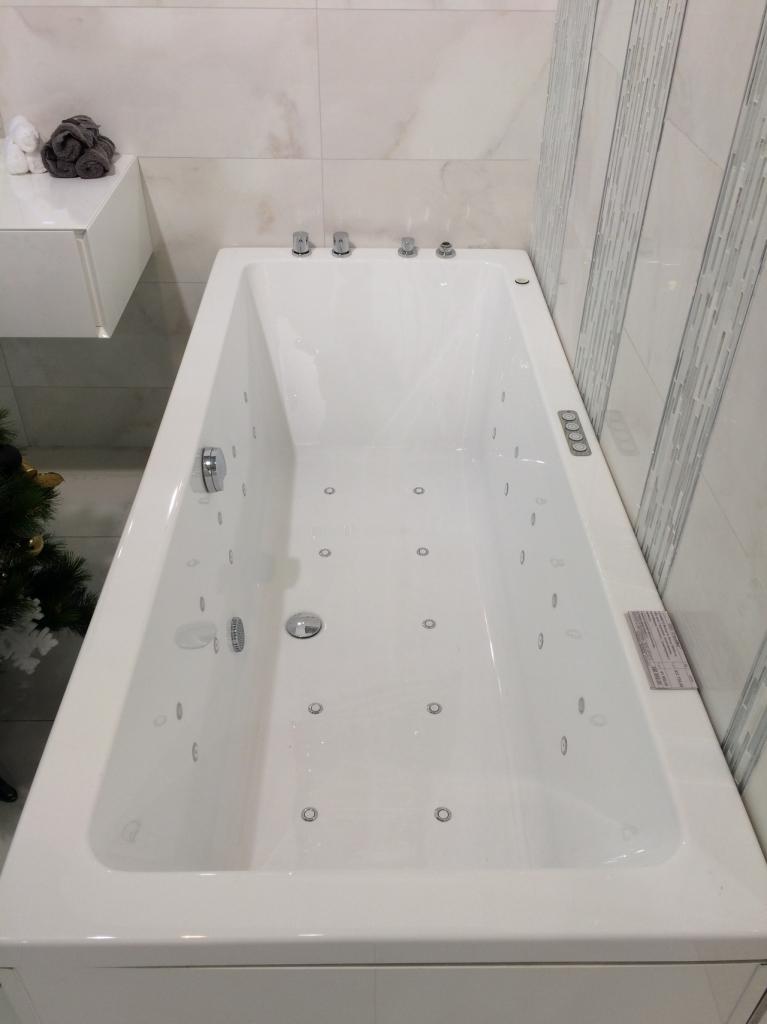 Ванна Minimal XL с гидромассажем